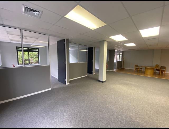 198M² OFFICE TO LET IN STEENBERG